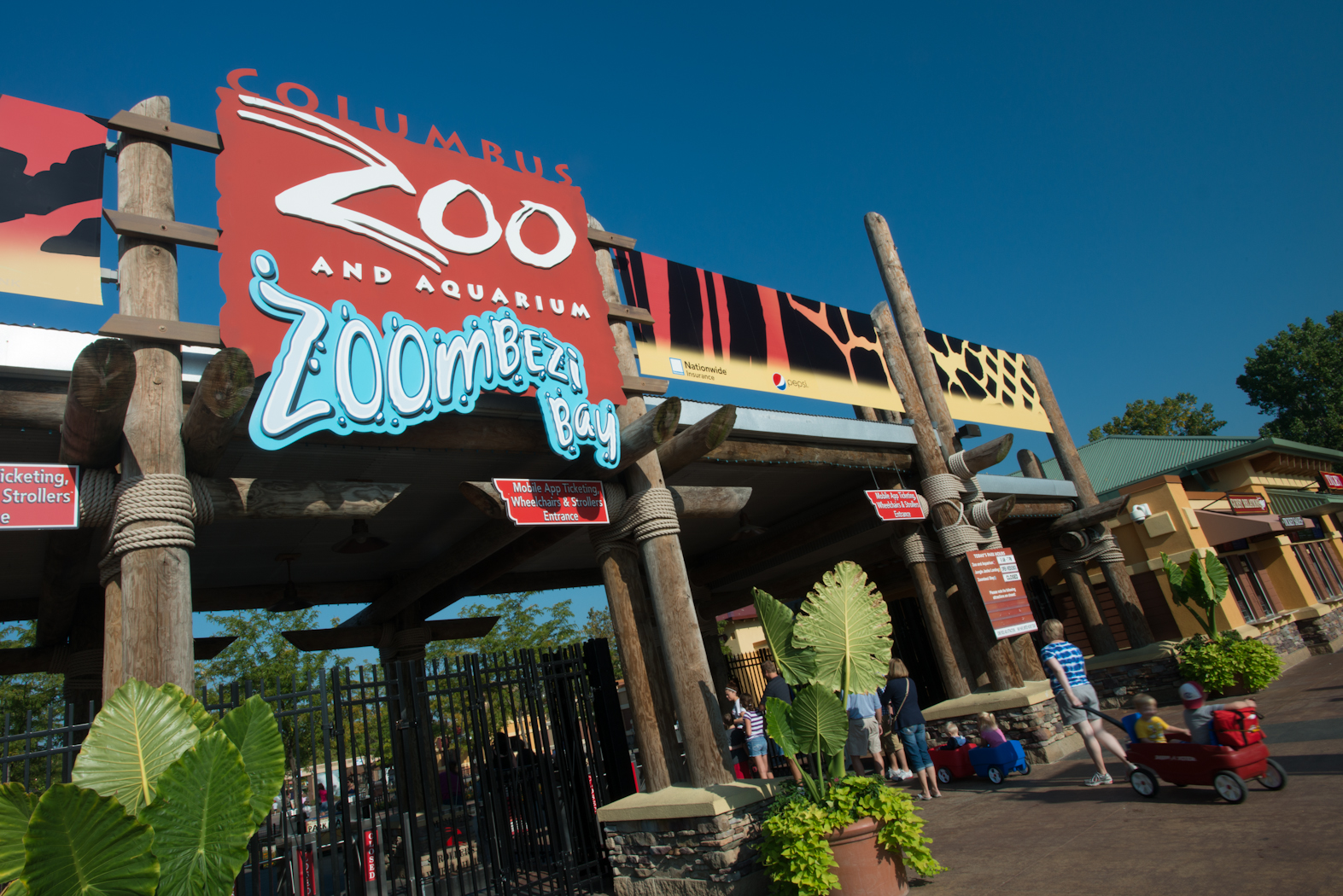 Columbus Zoo Entrance 5296 G Jones Columbus Zoo And Aquarium 